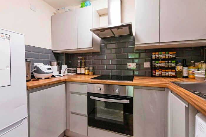 1 Bedroom Flat For Sale In Gresley Lodge, Old North Road, Royston, SG8