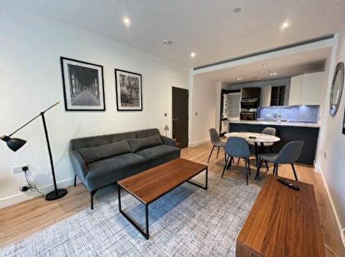 2 Bedroom Flat To Rent In Beaulieu House, Glenthorne Road, London, W6