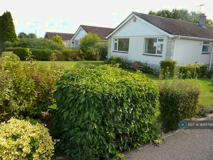 2 Bedroom Bungalow To Rent In Foxcroft Drive, Wimborne, BH21