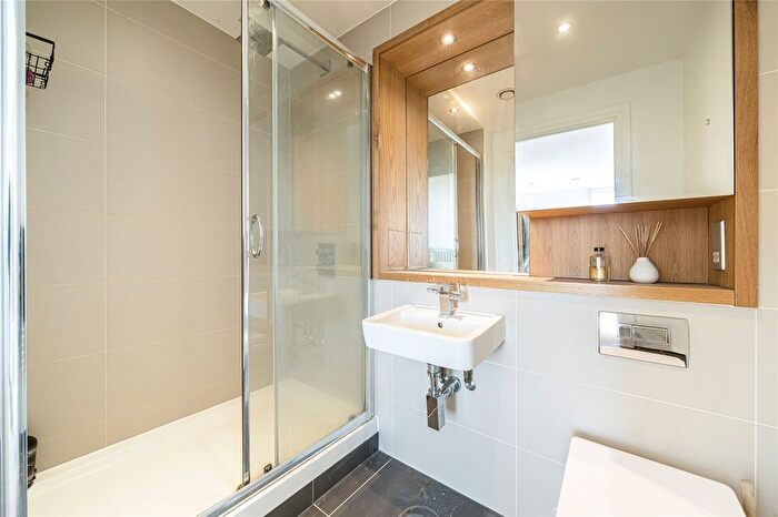 4 Bedroom Flat To Rent In Seager Place, London, SE8