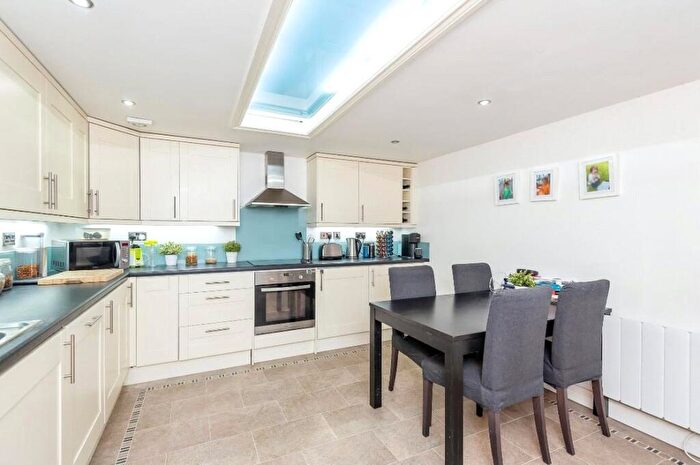 1 Bedroom Flat For Sale In Greengate Walk, Stafford, Staffordshire, ST16