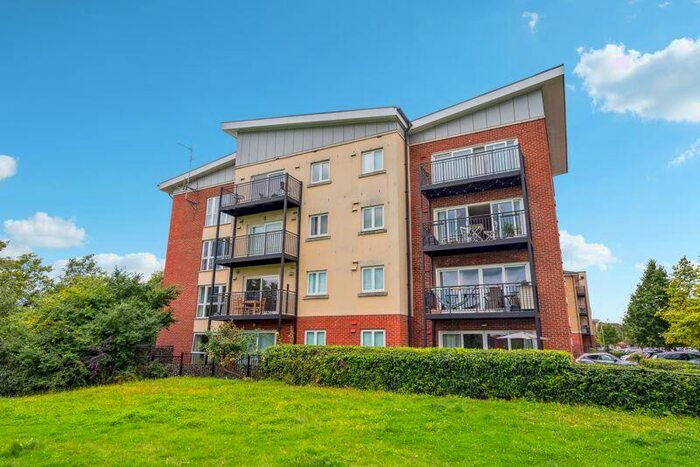 2 Bedroom Flat To Rent In Tadros Court, High Wycombe Bedroom, Bathroom Spacious Apartment £. Pcm, HP13