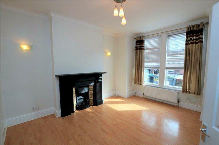 2 Bedroom Maisonette To Rent In Mersham Road, Thornton Heath, CR7
