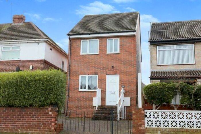3 Bedroom Detached House To Rent In Woodthorpe Road, Sheffield, S13