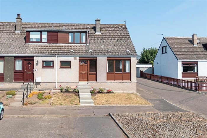 2 Bedroom Semi Detached House For Sale In Meadow Court, Kelso, TD5