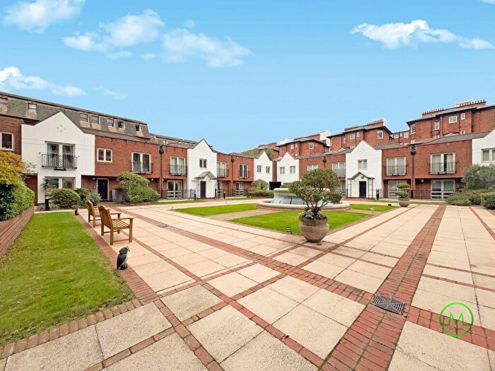 4 Bedroom Mews To Rent In Squire Gardens, NW8