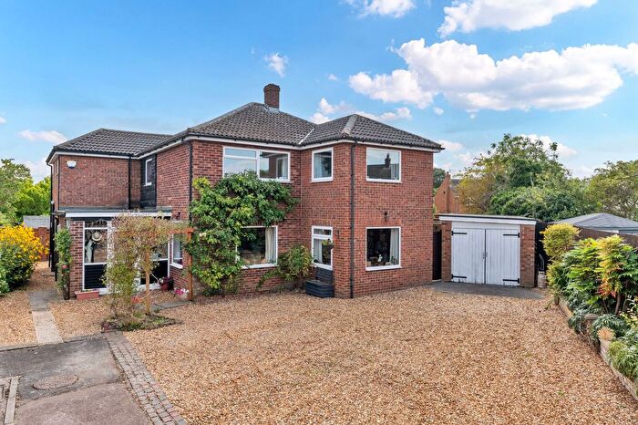 6 Bedroom Detached House For Sale In Nightingale Avenue, Bassingbourn, SG8