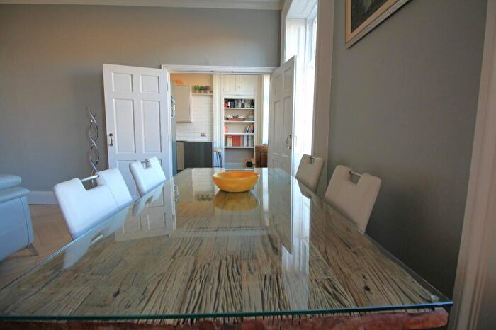 2 Bedroom Apartment To Rent In Lansdown Crescent, Cheltenham, Gloucestershire, GL50