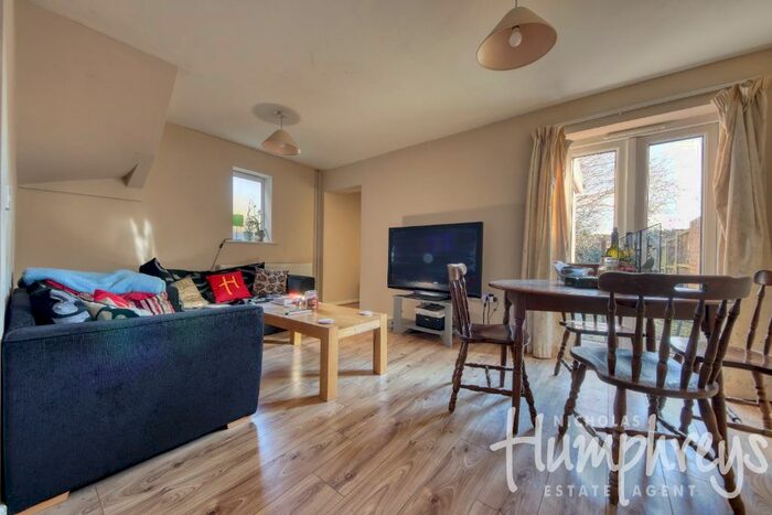 4 Bedroom Terraced House To Rent In Kemsing Gardens, Canterbury, CT2