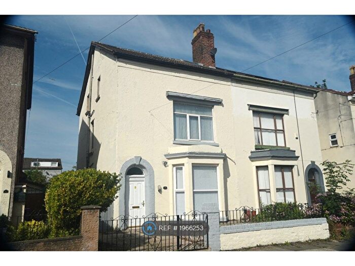 7 Bedroom Semi-Detached House To Rent In Victoria Rd, Liverpool, L13