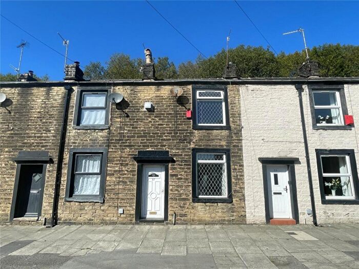 2 Bedroom Terraced House To Rent In Huddersfield Road, Newhey, Rochdale, Greater Manchester, OL16