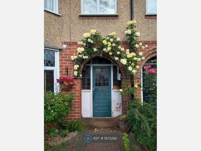 3 Bedroom Semi-Detached House To Rent In Courtland Road, Oxford, OX4