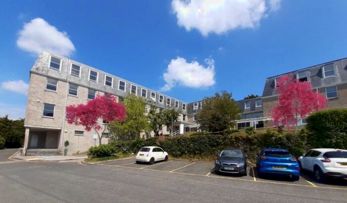 2 Bedroom Flat To Rent In St Austell, PL25