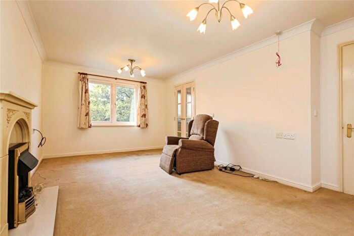 1 Bedroom Apartment For Sale In Mills Court, Mere Green, B74