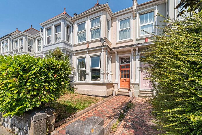 3 Bedroom Terraced House For Sale In Amherst Road, Plymouth, PL3