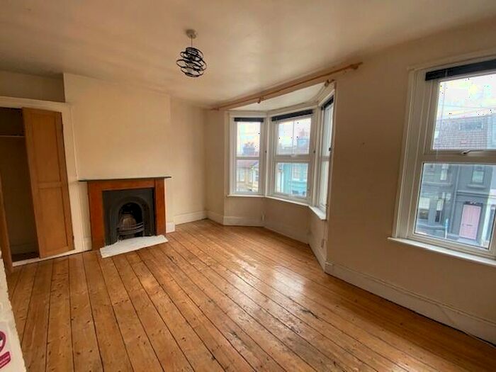 4 Bedroom Terraced House To Rent In Bentham Road, BN2