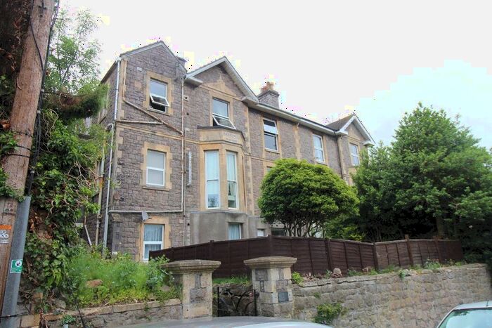 2 Bedroom Flat To Rent In Edinburgh Place, Weston-Super-Mare, BS23