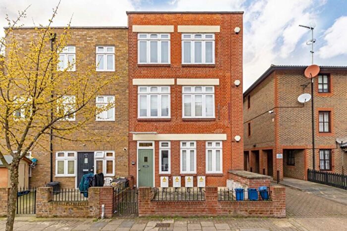 2 Bedroom Flat To Rent In Hertford Road, Hertford Road, N1