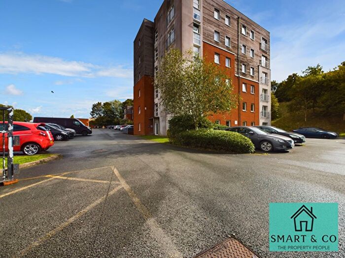 2 Bedroom Flat To Rent In Federation Road, Burslem, Stoke-On-Trent, ST6