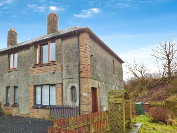 2 Bedroom Flat For Sale In Loch Street, Townhill, Dunfermline, KY12