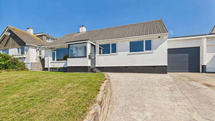 3 Bedroom Bungalow For Sale In Tregender Road, Crowlas, TR20