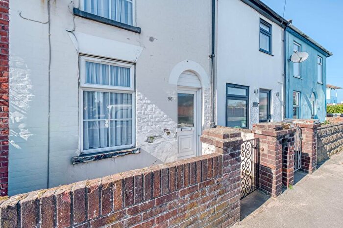 2 Bedroom Terraced House For Sale In Yarmouth Road, Caister-On-Sea, NR30