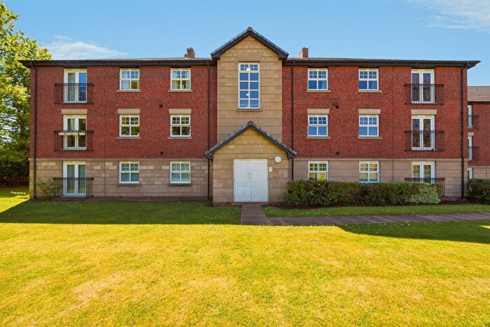 2 Bedroom Flat For Sale In Chapel View, Eastham, Wirral, CH62