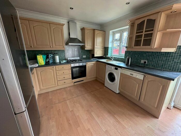 3 Bedroom Semi-Detached House To Rent In Chaucer Avenue, Hayes, Greater London, UB4