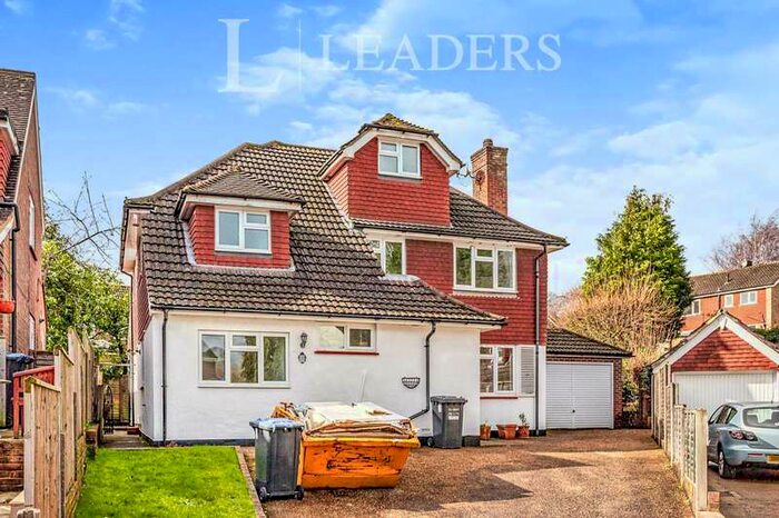 5 Bedroom Detached House To Rent In Wychperry Road, Haywards Heath, RH16