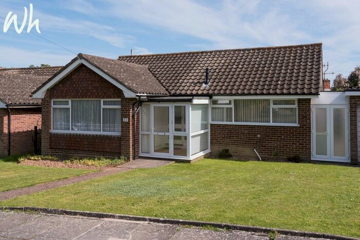 2 Bedroom Detached Bungalow To Rent In Warenne Road, Hove, BN3