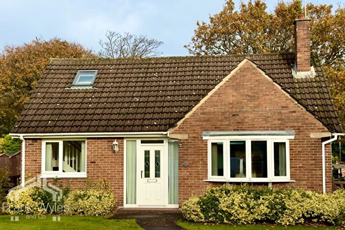 2 Bedroom Bungalow To Rent In Melton Grove, Lytham, Lancashire, FY8