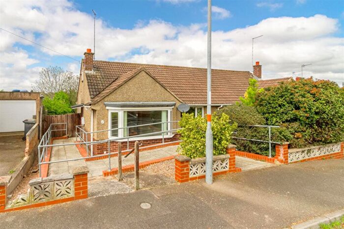 2 Bedroom Semi-Detached Bungalow For Sale In Pendered Road, Wellingborough, NN8