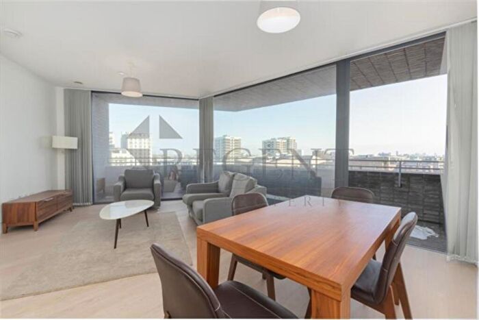 2 Bedroom Apartment To Rent In Mono Tower, Penn Street, N1