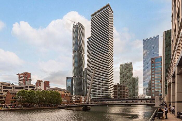 Apartment To Rent In Bagshaw Building, Wards Place, London, E14