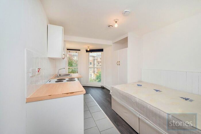 Apartment To Rent In Lancaster Grove, Belsize Park, NW3