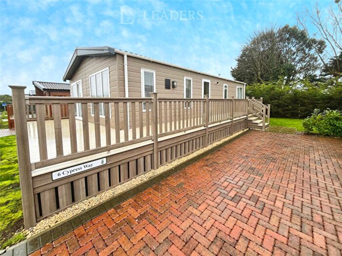 2 Bedroom Detached House For Sale In Cypress Way, Hambrook Park, Chichester, PO18
