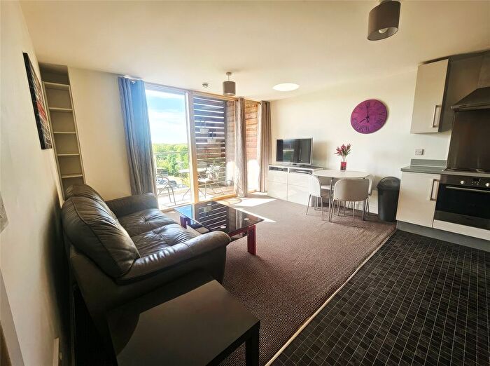 1 Bedroom Flat To Rent In South Row, Milton Keynes, Buckinghamshire, MK9
