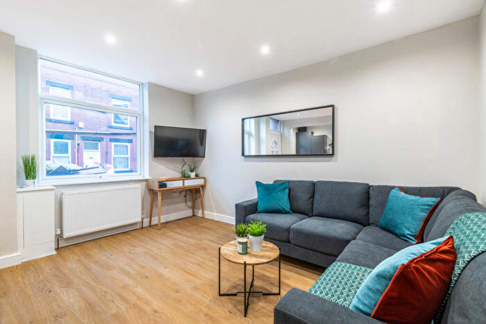 4 Bedroom House To Rent In Monk Bridge Place, Leeds, LS6