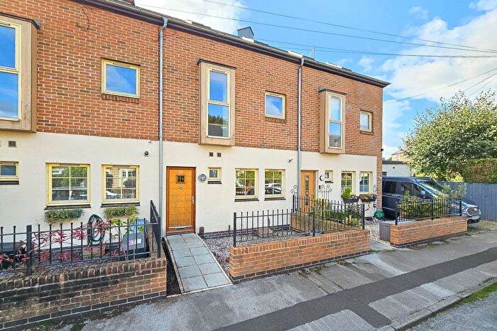 5 Bedroom Terraced House To Rent In Park Grove, Knaresborough, HG5