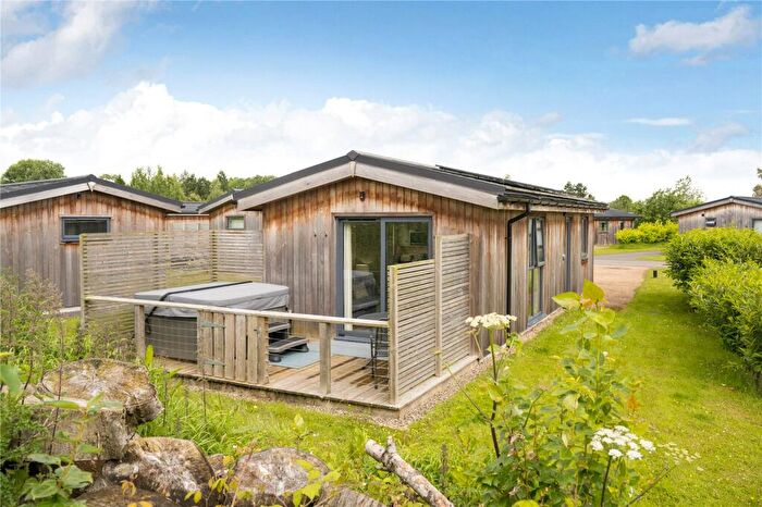 1 Bedroom Detached House For Sale In West Tanfield, Ripon, North Yorkshire, HG4