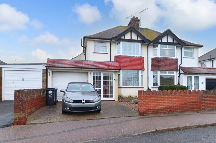 3 Bedroom Semi Detached House For Sale In Minnis Road, Birchington, Kent, CT7
