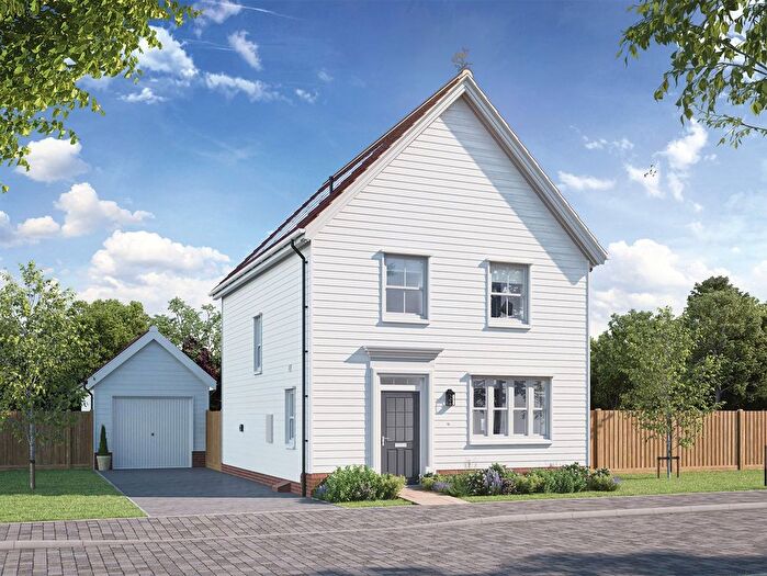 3 Bedroom Detached House For Sale In Manningtree Park, Mistley, Manningtree, CO11