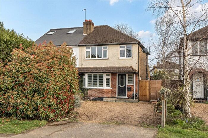 3 Bedroom Semi Detached House For Sale In Rydens Road, Walton-On-Thames, KT12