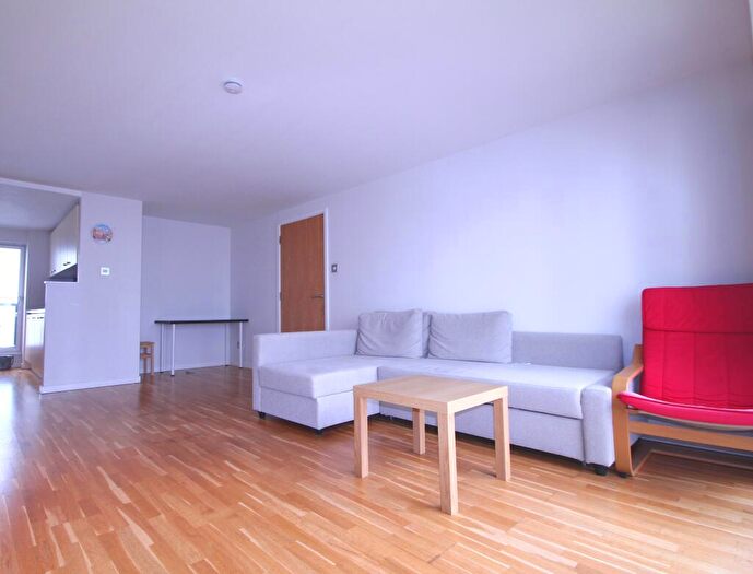 2 Bedroom Apartment To Rent In McPherson Street, Glasgow, G1