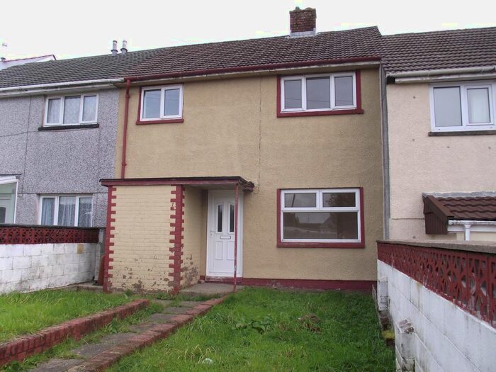 3 Bedroom Terraced House To Rent In Queensway, Garnlydan, Ebbw Vale, NP23