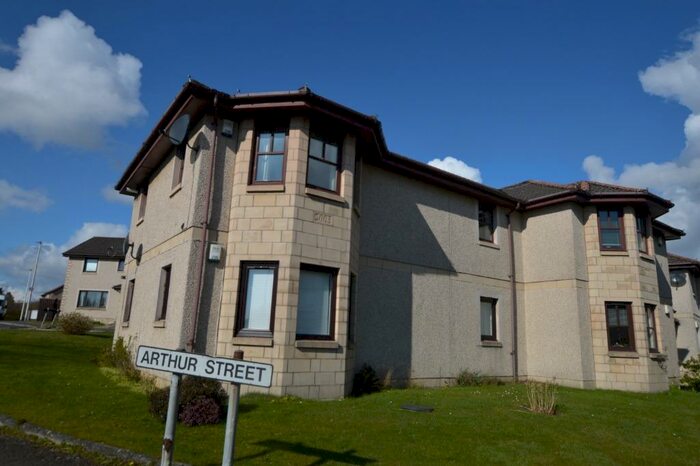 2 Bedroom Flat To Rent In Arthur Court, Cowdenbeath, Fife, KY4