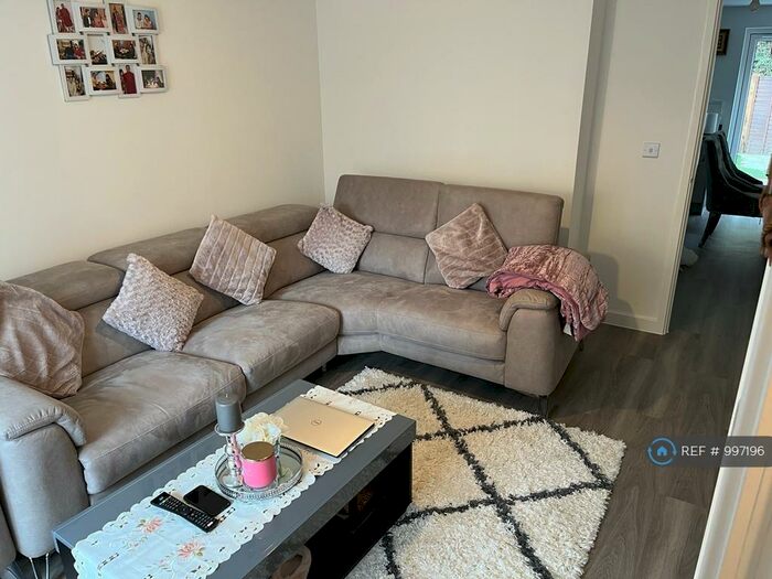 3 Bedroom Terraced House To Rent In Northfleet, Gravesend, DA11