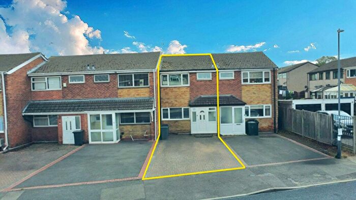 3 Bedroom Terraced House For Sale In Joseph Luckman Road, Bedworth, CV12