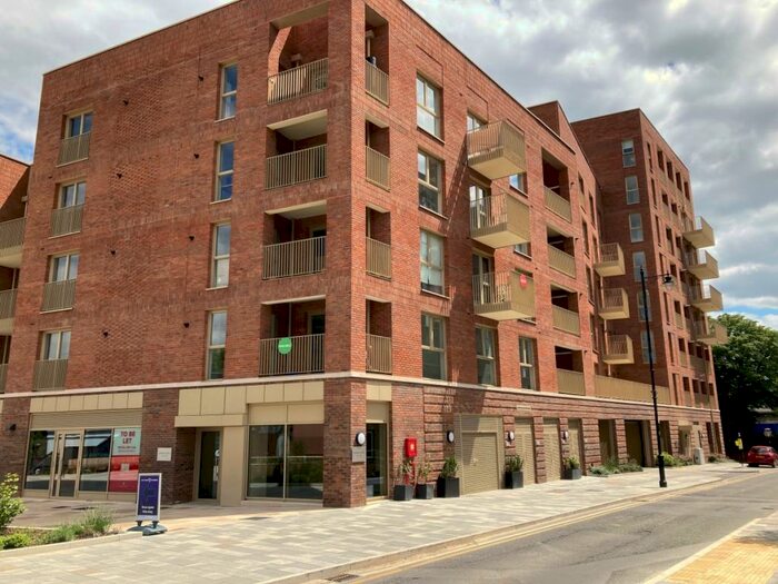 1 Bedroom Flat To Rent In St. Ives Road Maidenhead, SL6