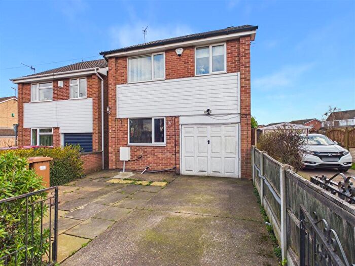 3 Bedroom Detached House To Rent In Garton Close, Nottingham, NG6